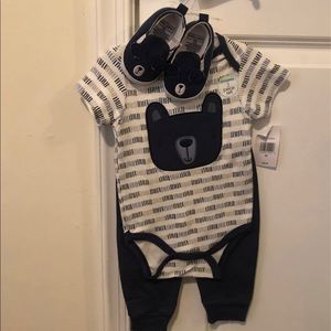 Infant clothing